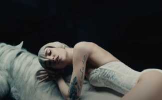 Дорофеева – Разноцветная смотреть клип